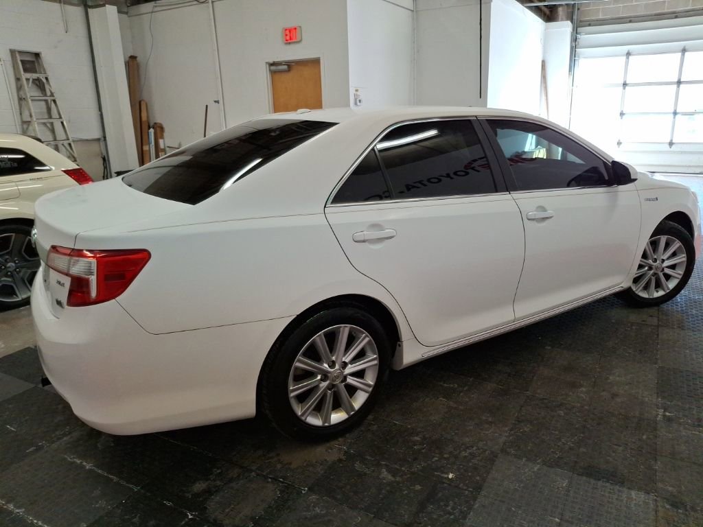 Used 2012 Toyota Camry XLE w/ Convenience Pkg image 9