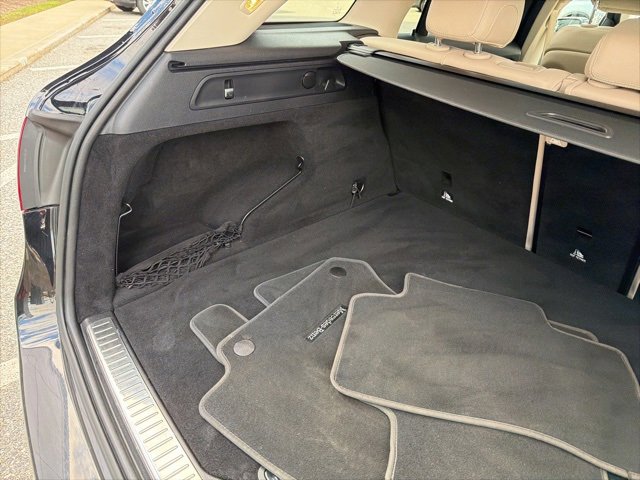 Used 2021 Mercedes-Benz GLC 300 4MATIC image 29