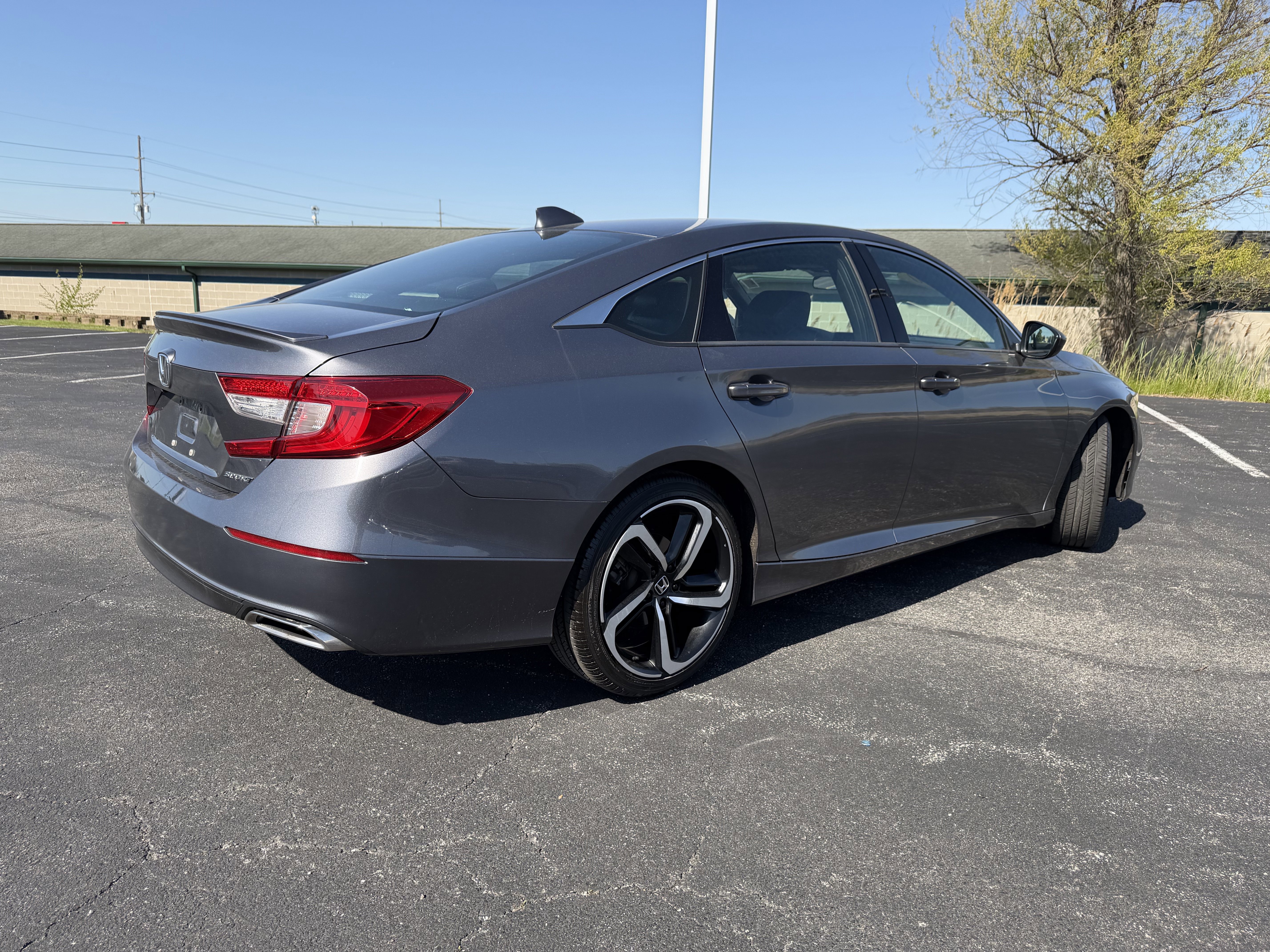 Used 2020 Honda Accord Sport image 9