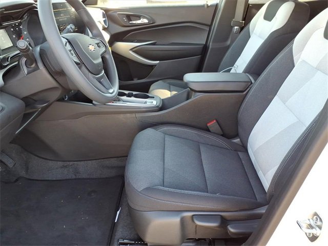 New 2026 Chevrolet Trax LS w/ LS Convenience Package image 6