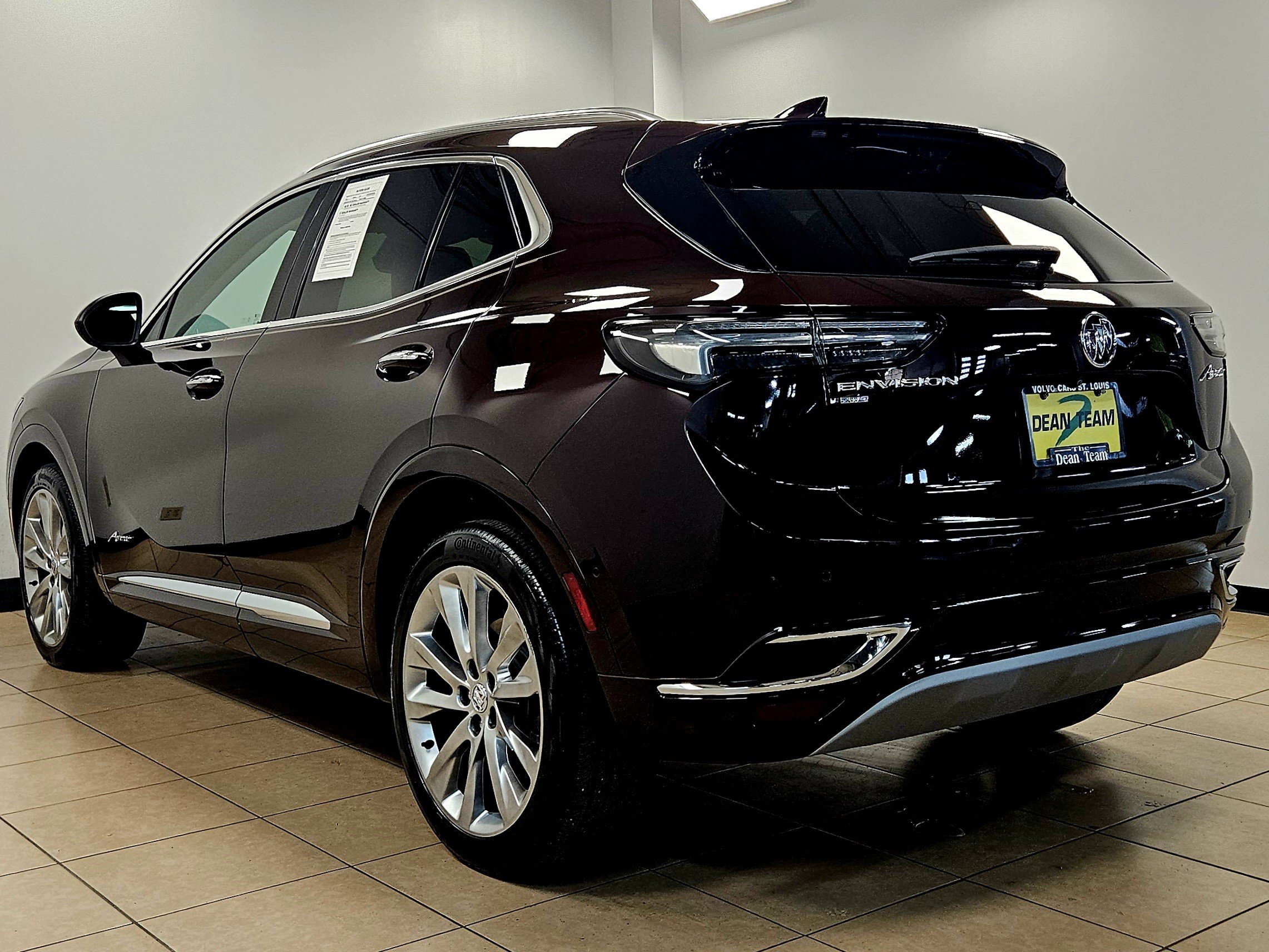 Used 2023 Buick Envision Avenir image 4