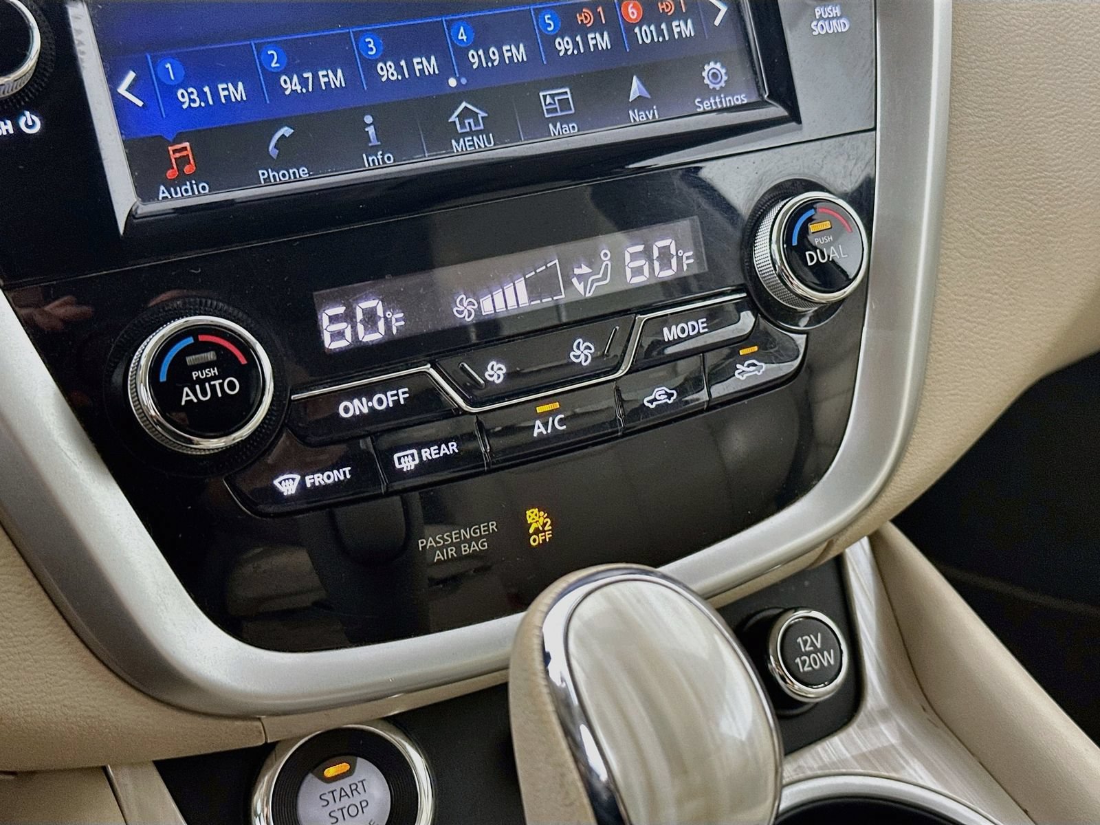 Used 2016 Nissan Murano Platinum w/ Platinum Technology Package AWD/4WD image 16
