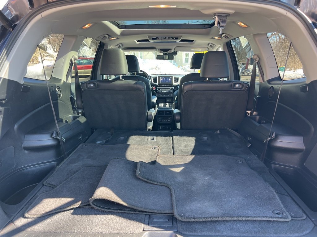 Used 2017 Honda Pilot Elite image 28