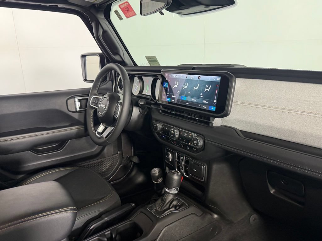Certified 2025 Jeep Wrangler Unlimited Sahara w/ Safety Group AWD/4WD image 35