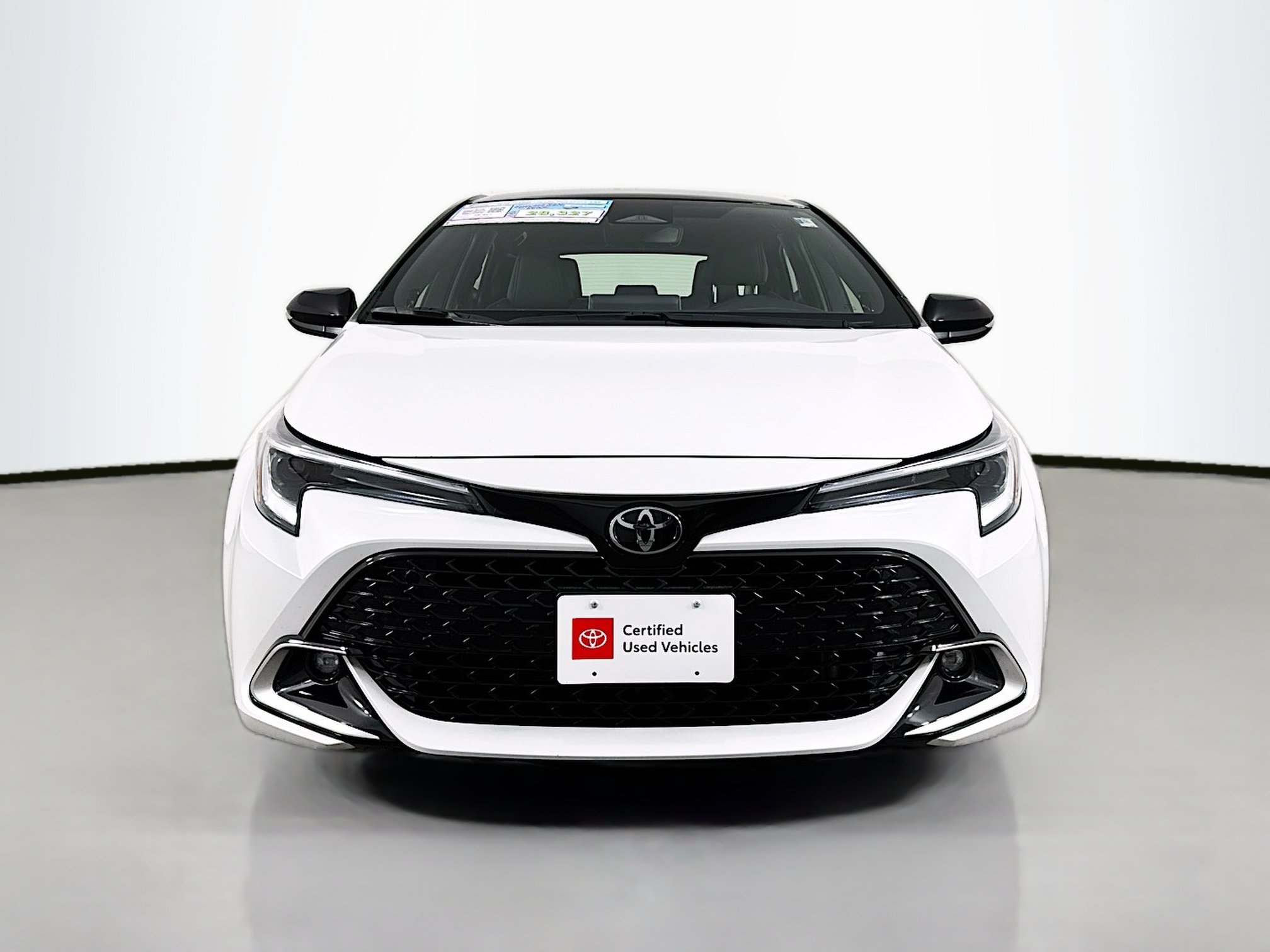 Certified 2024 Toyota Corolla XSE FWD image 2