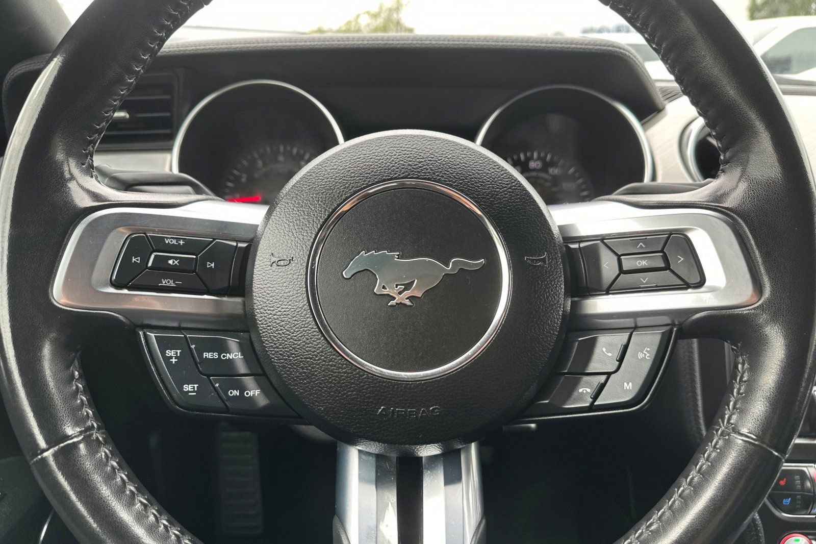 Used 2022 Ford Mustang Premium image 22