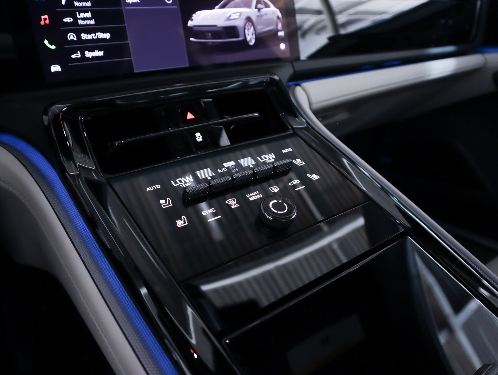 Used 2026 Porsche Panamera image 18