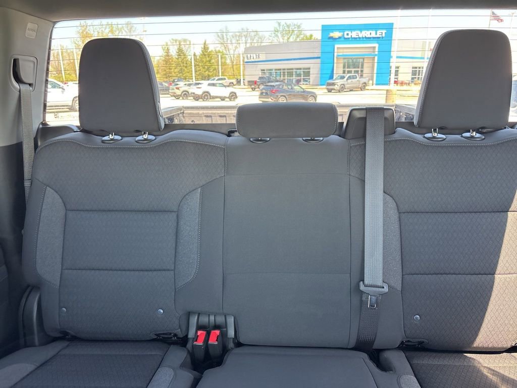 Certified 2023 Chevrolet Silverado 1500 RST AWD/4WD image 38