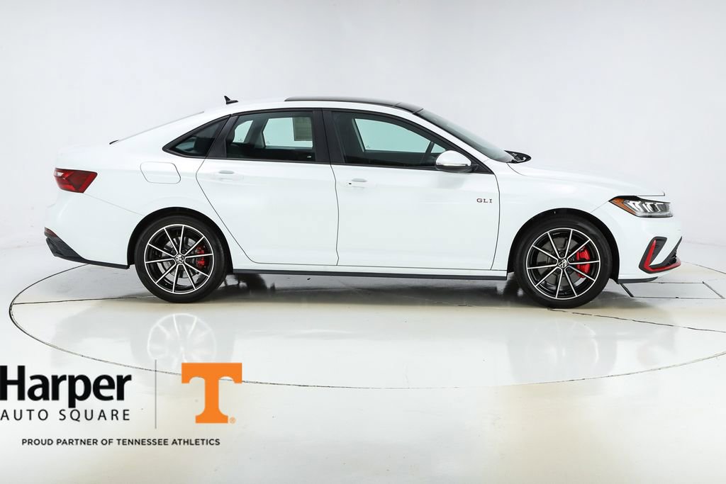 Used 2025 Volkswagen Jetta GLI Autobahn FWD image 47