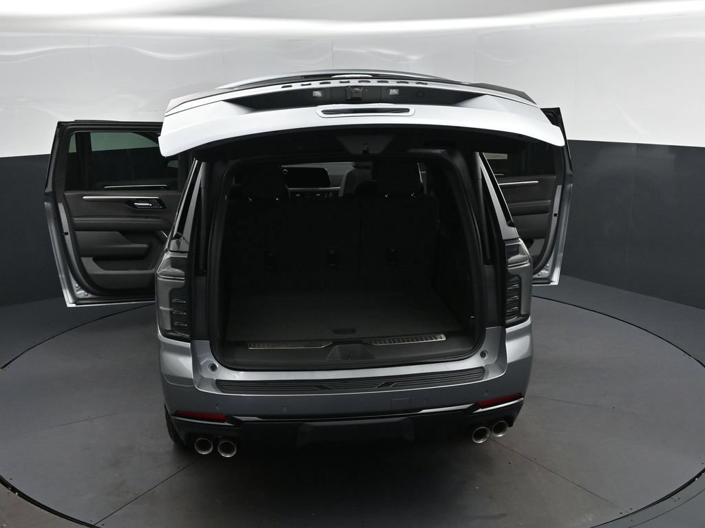 New 2026 Chevrolet Suburban Z71 w/ Comfort Package AWD/4WD image 48