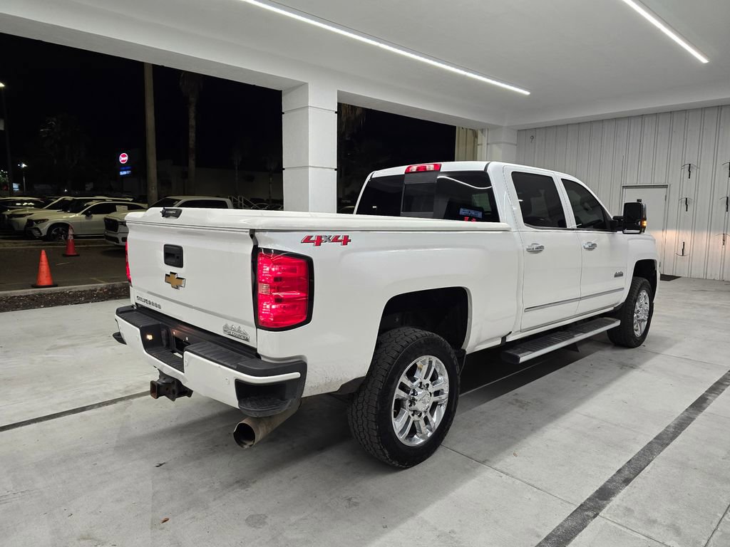 Used 2019 Chevrolet Silverado 2500 High Country w/ Duramax Plus Package image 6