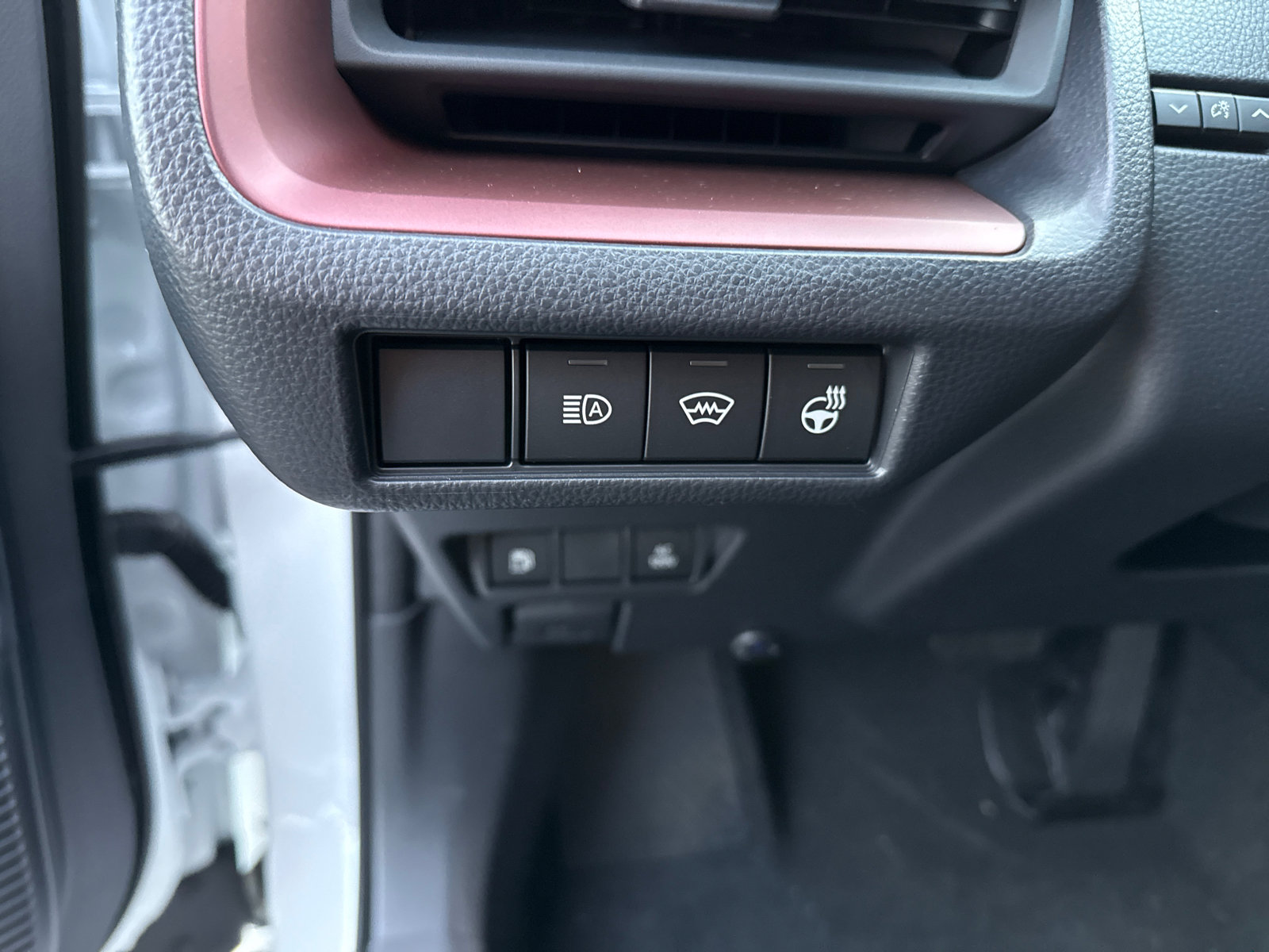 New 2026 Toyota Prius Plug-In Hybrid image 25