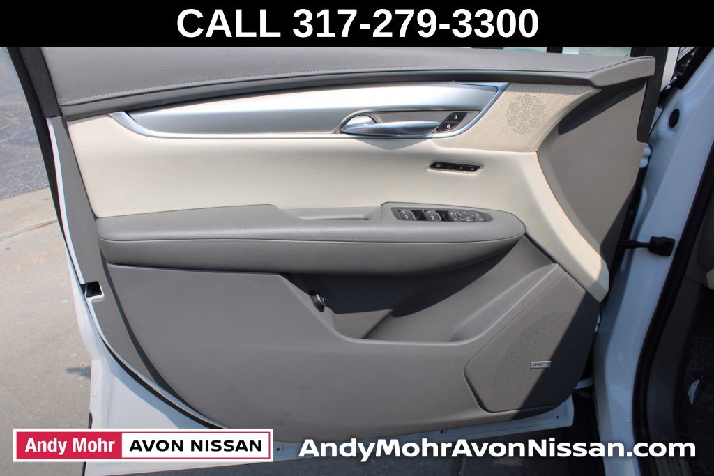 Used 2018 Cadillac XT5 Luxury w/ Driver Awareness Package AWD/4WD image 19