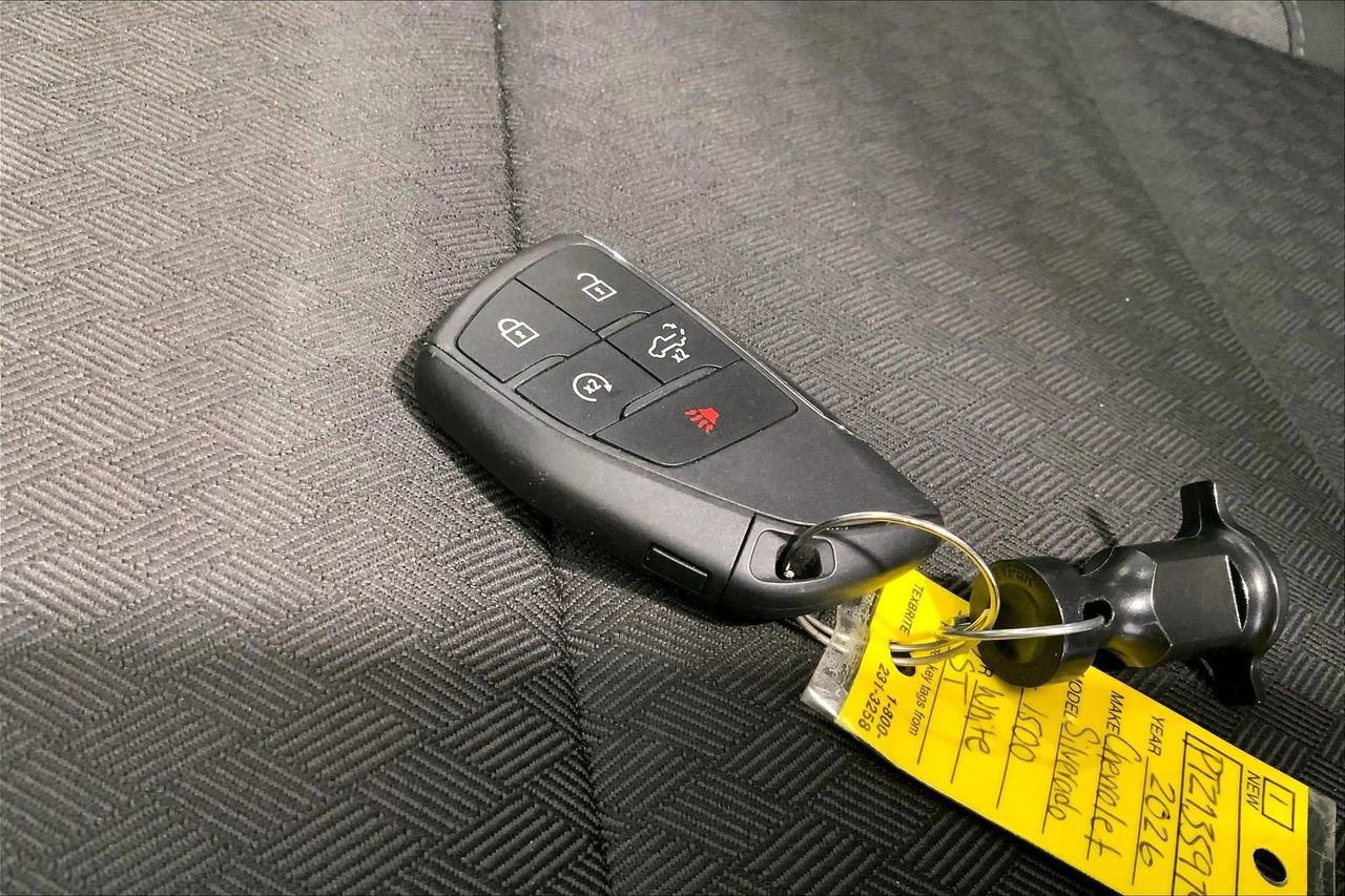 Used 2026 Chevrolet Silverado 1500 RST image 11