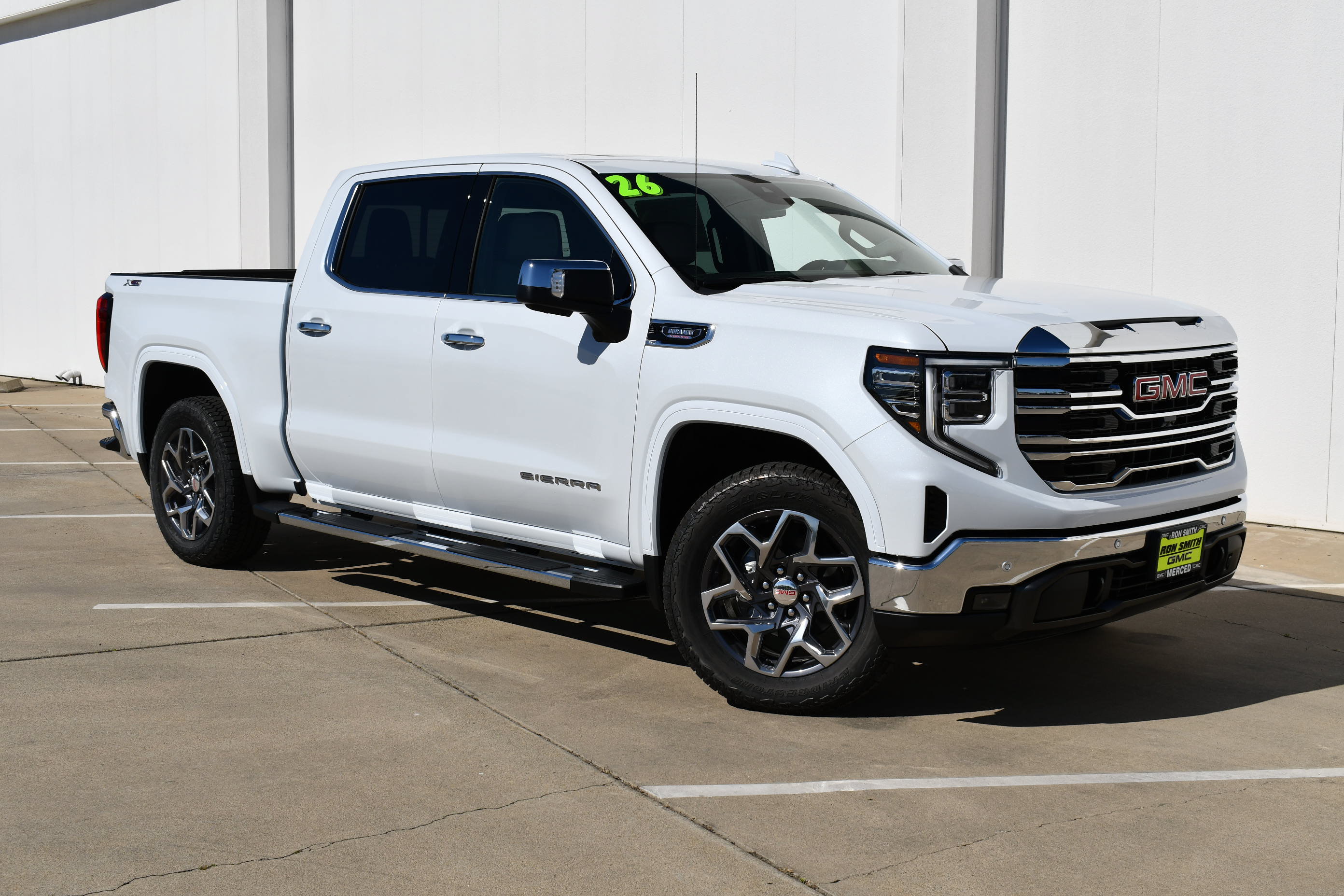 New 2026 GMC Sierra 1500 SLT w/ SLT Premium Plus Package AWD/4WD image 2