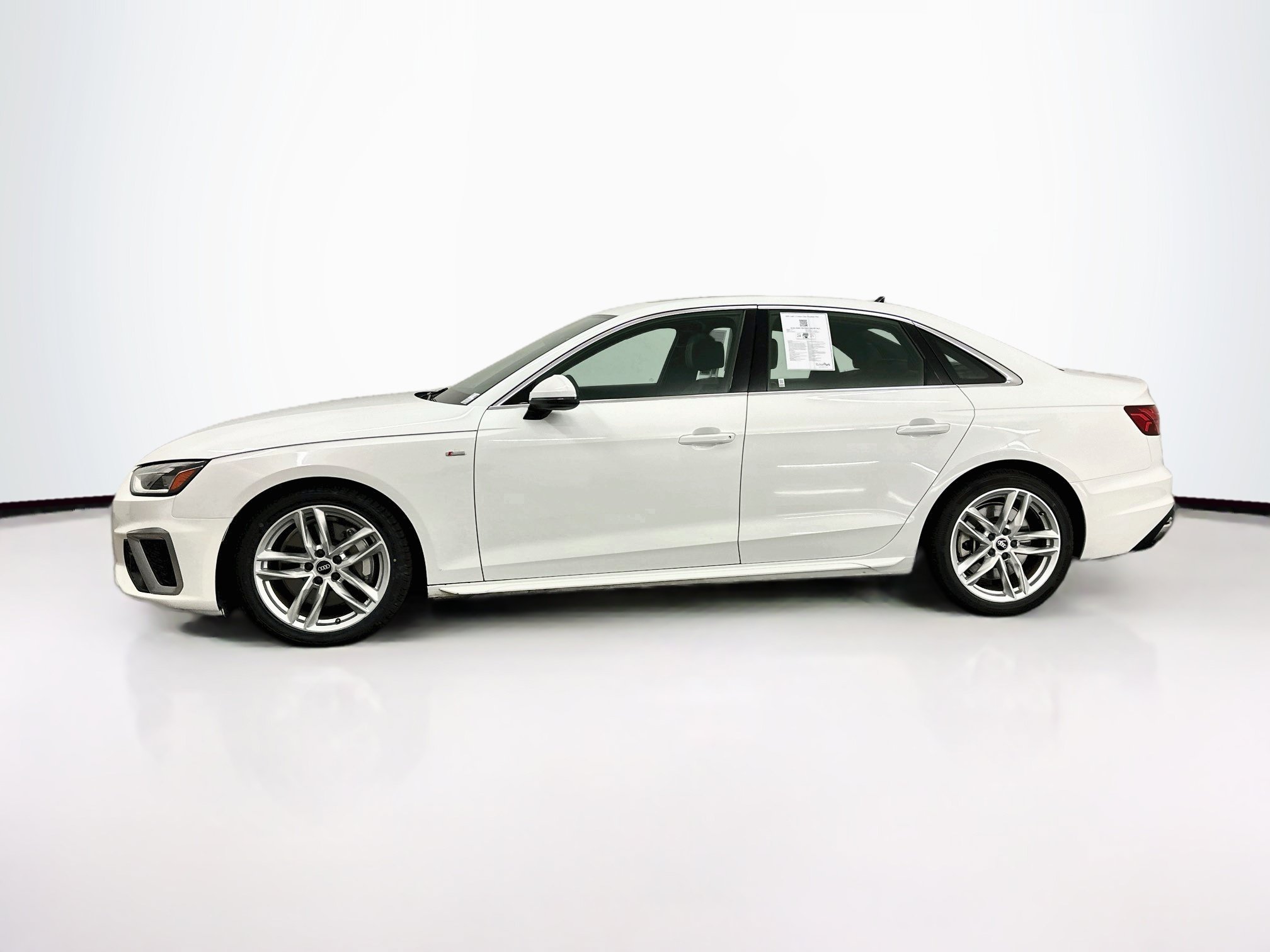 Used 2022 Audi A4 2.0T Premium Plus AWD/4WD image 4
