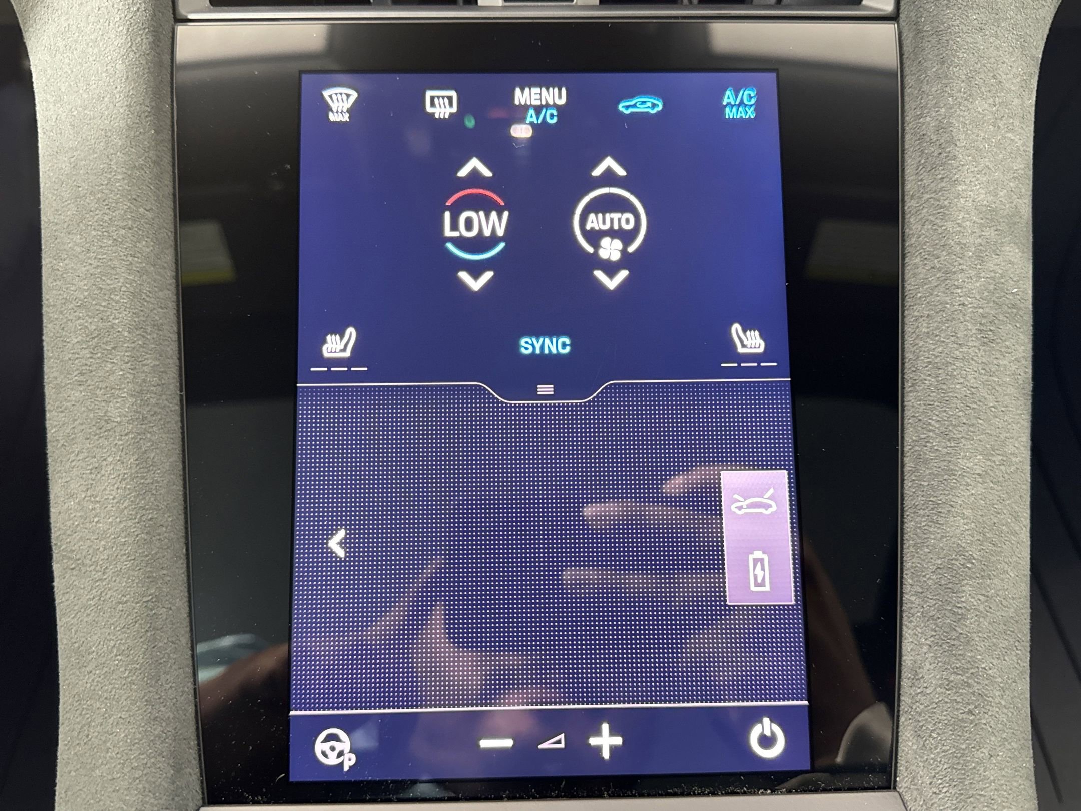 Used 2025 Porsche Taycan GTS image 26