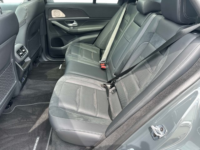 Certified 2026 Mercedes-Benz GLE 53 AMG 4MATIC image 11