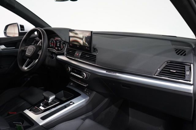 Used 2024 Audi Q5 2.0T Premium Plus image 16