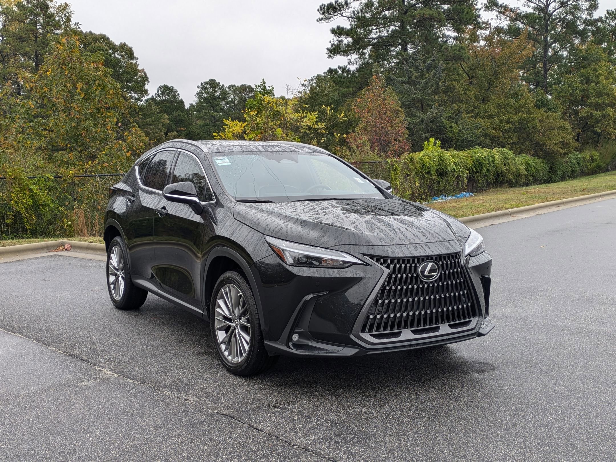 Used 2022 Lexus NX 350h AWD image 3