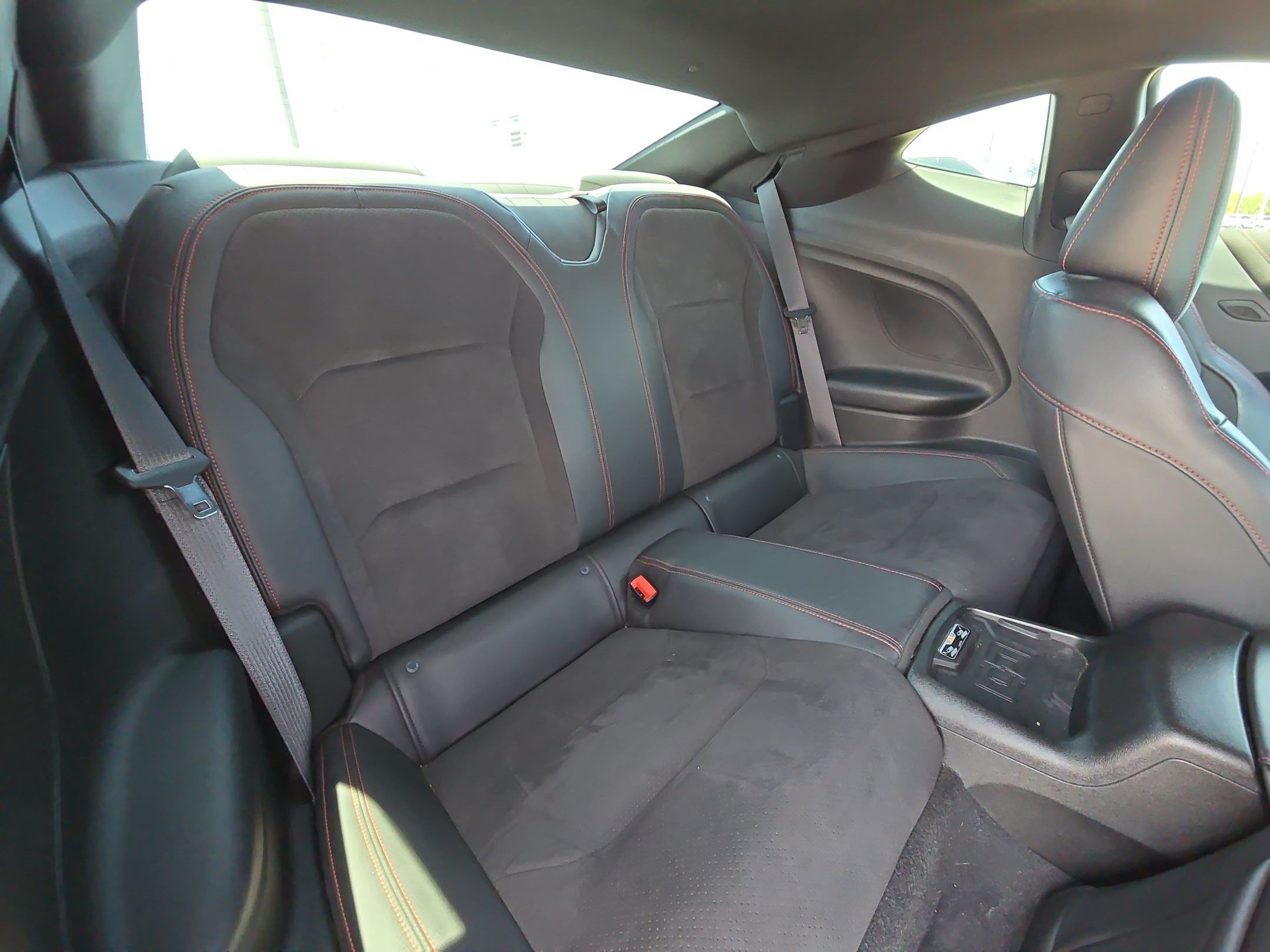 Used 2022 Chevrolet Camaro ZL1 RWD image 28