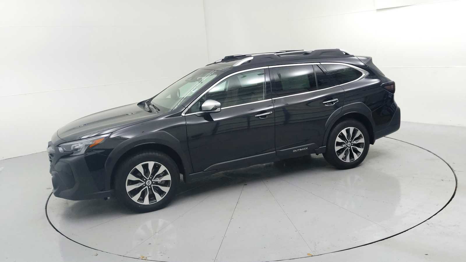 Certified 2023 Subaru Outback Touring XT image 5