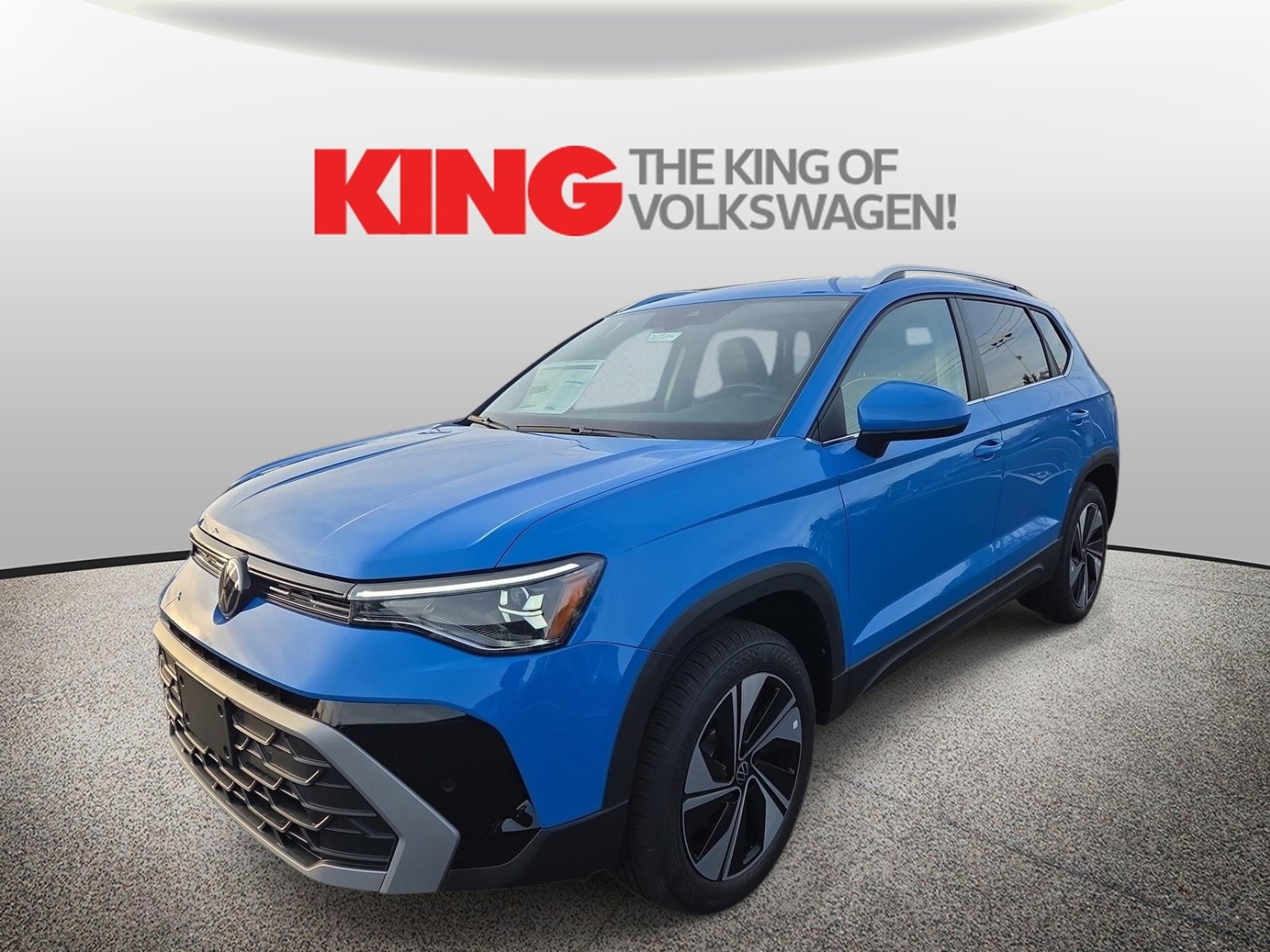 New 2026 Volkswagen Taos SE image 7