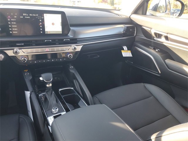 New 2025 Kia Telluride S image 11