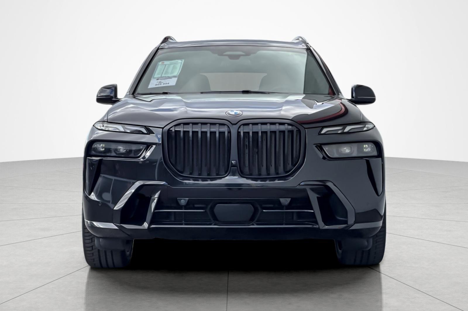 Used 2024 BMW X7 xDrive40i w/ M Sport Package image 8