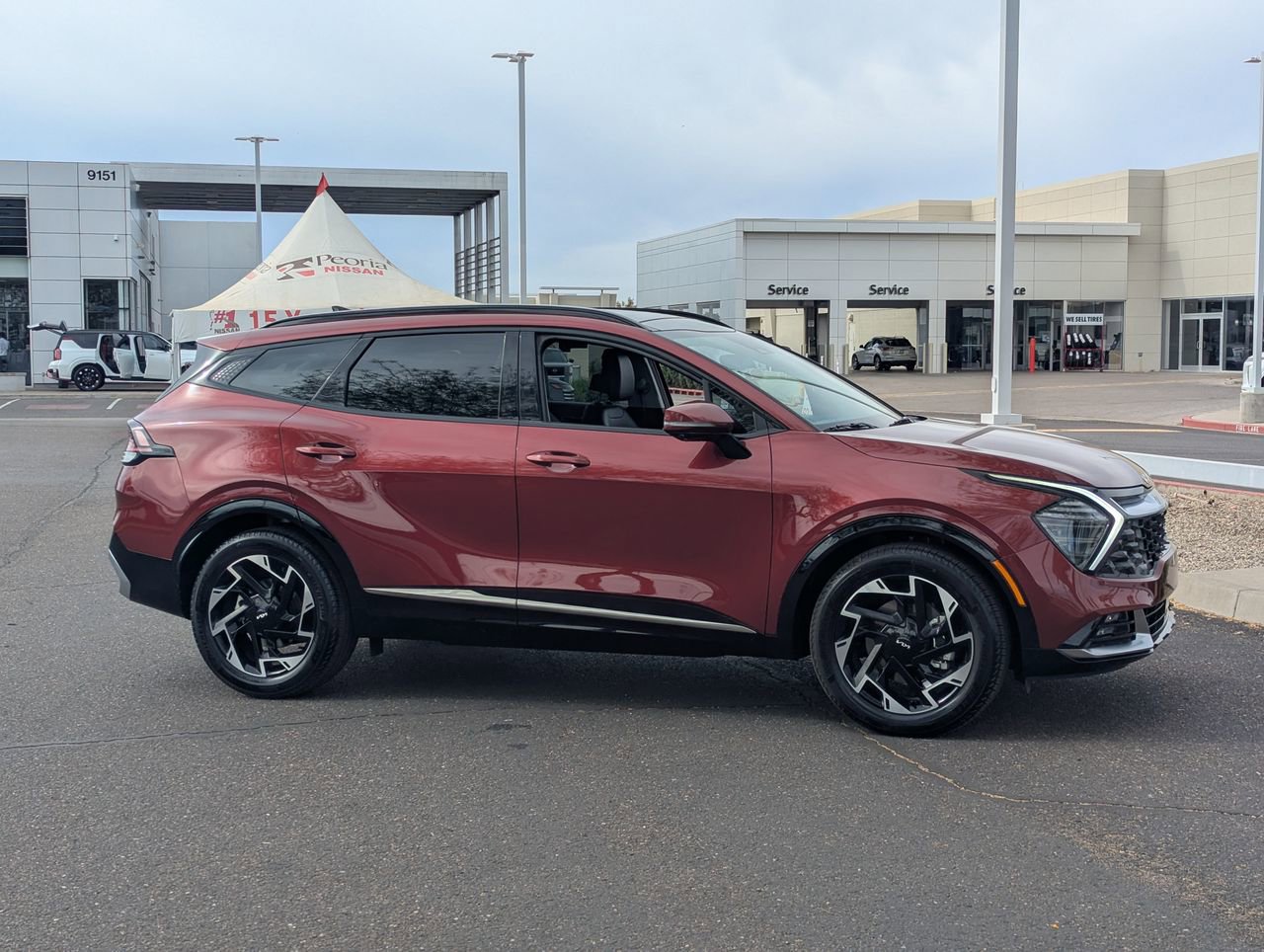 Used 2025 Kia Sportage SX image 6