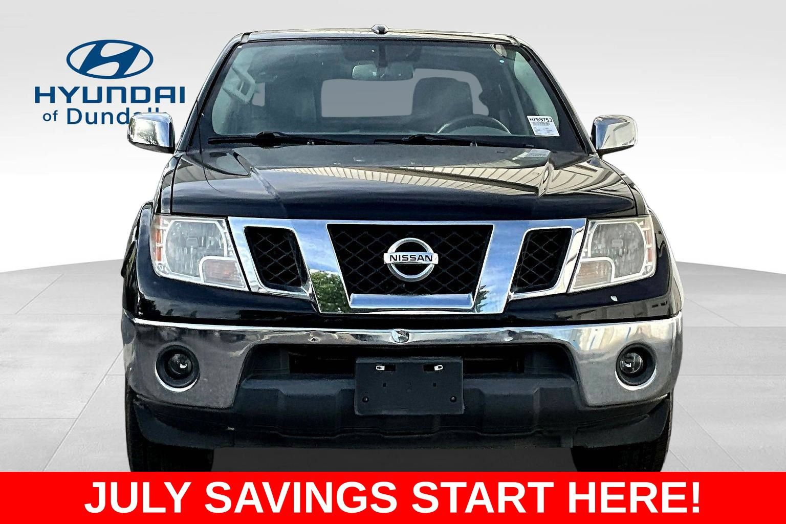 Used 2019 Nissan Frontier SL RWD image 2
