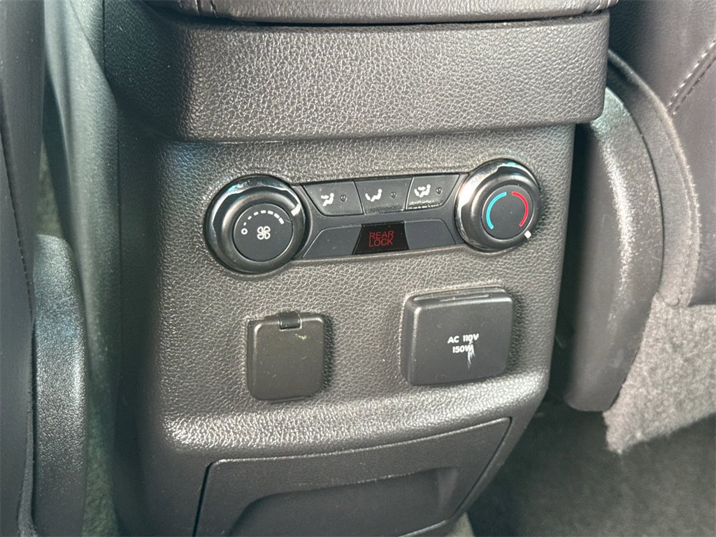 Used 2013 Ford Explorer Limited image 19