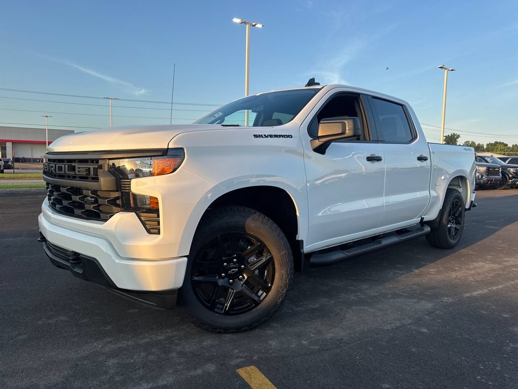 New 2026 Chevrolet Silverado 1500 Custom w/ Turbomax Blackout Package
