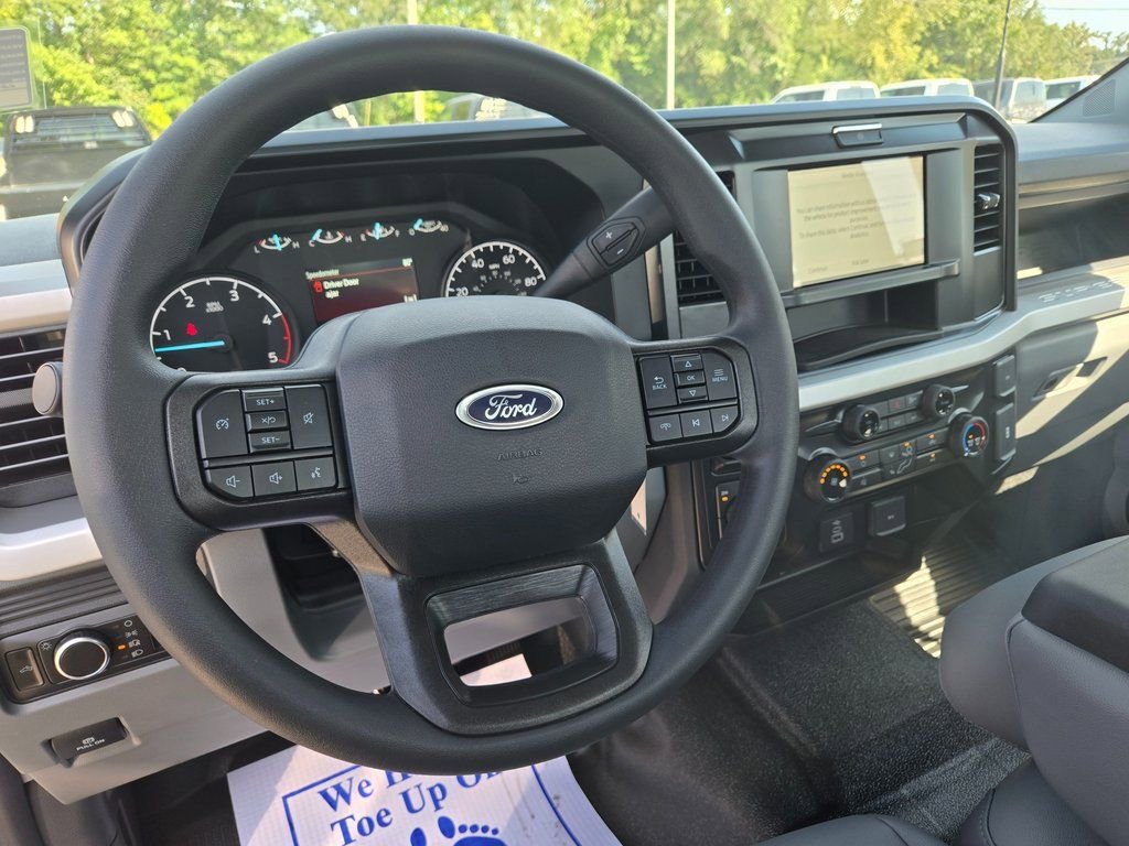 New 2026 Ford F250 XL AWD/4WD image 10