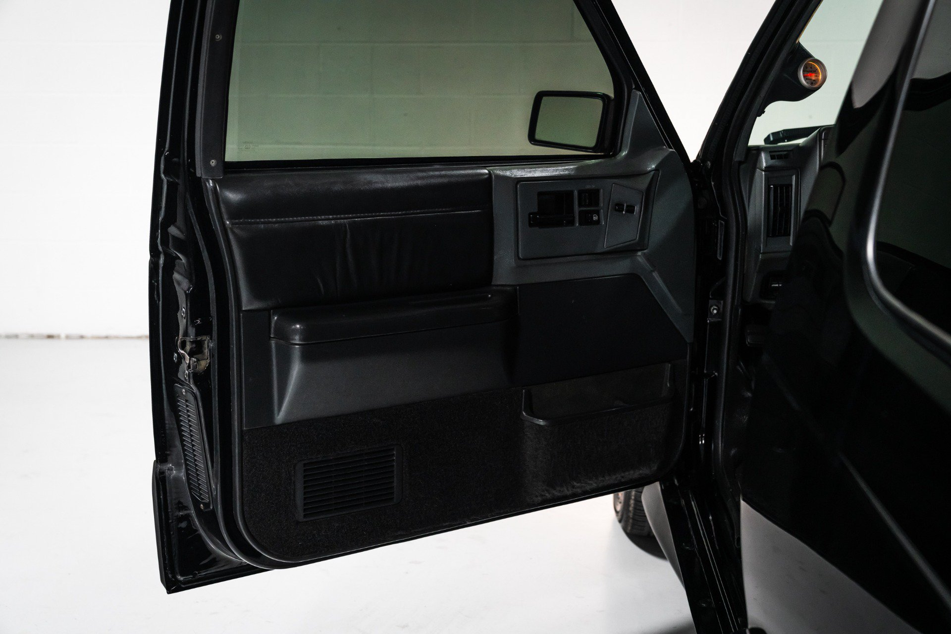 Used 1993 GMC Jimmy AWD/4WD image 17
