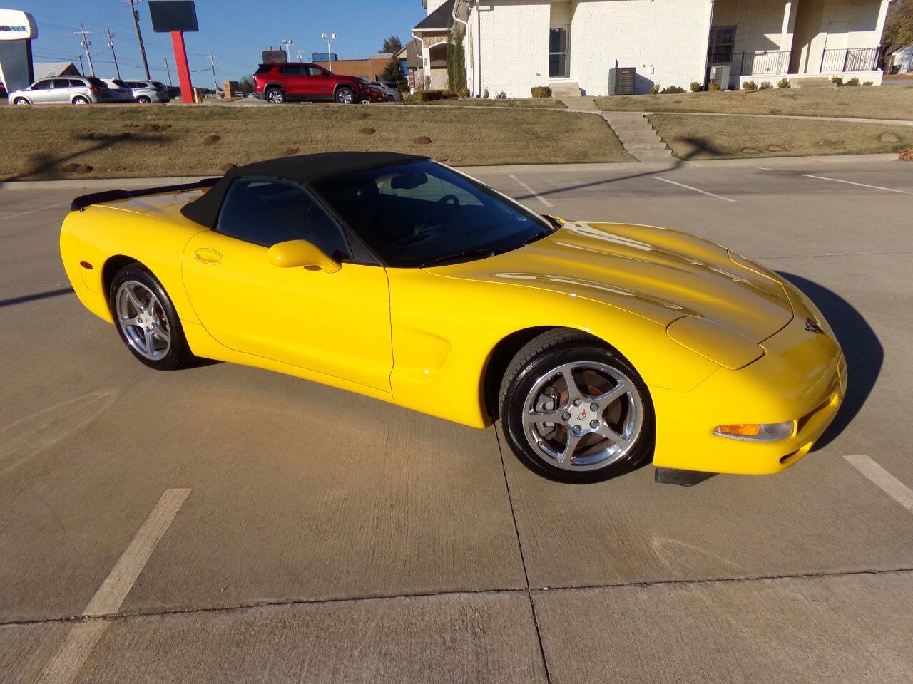 Used 2001 Chevrolet Corvette Convertible w/ Preferred Equipment Group2 image 2