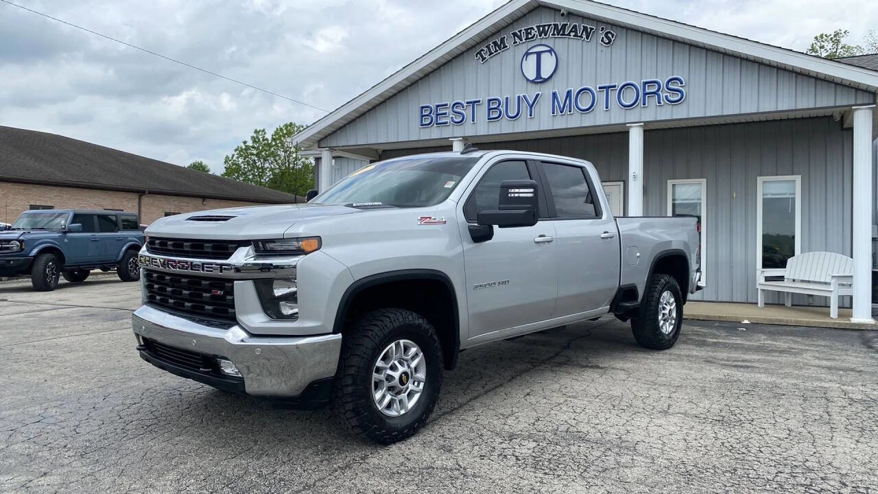 Used 2021 Chevrolet Silverado 2500 LT w/ All Star Edition image 2