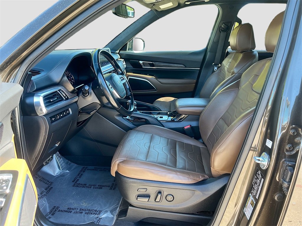 Used 2022 Kia Telluride SX w/ SX Prestige Package image 22