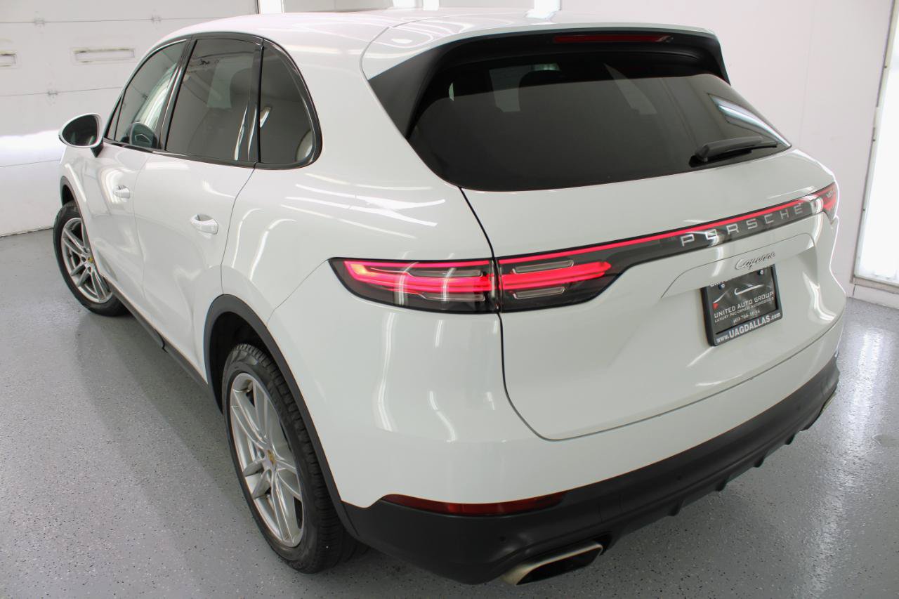 Used 2020 Porsche Cayenne AWD/4WD image 27
