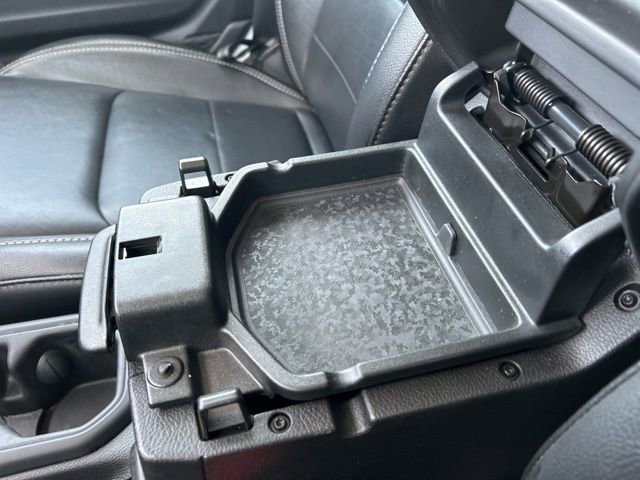 Used 2023 Jeep Wrangler Unlimited Sahara image 32