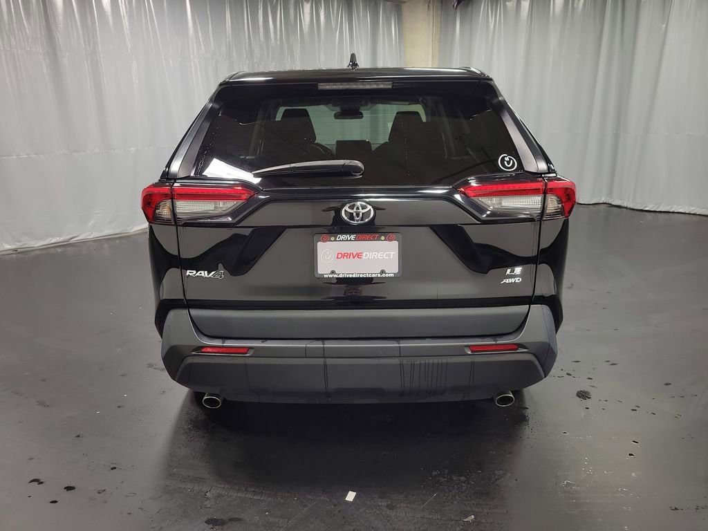 Used 2023 Toyota RAV4 LE image 7