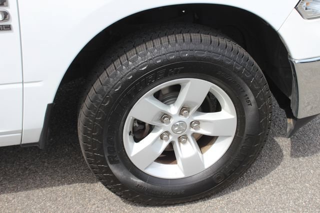 Used 2024 RAM 1500 Classic SLT AWD/4WD image 30