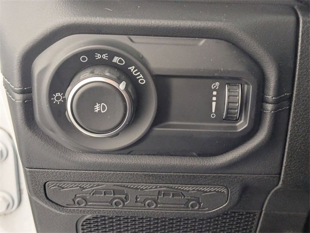 Used 2024 Jeep Wrangler Sahara w/ Technology Group image 14