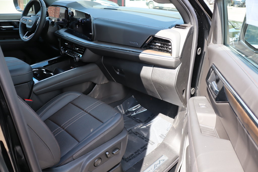 New 2026 Chevrolet Suburban High Country AWD/4WD image 57