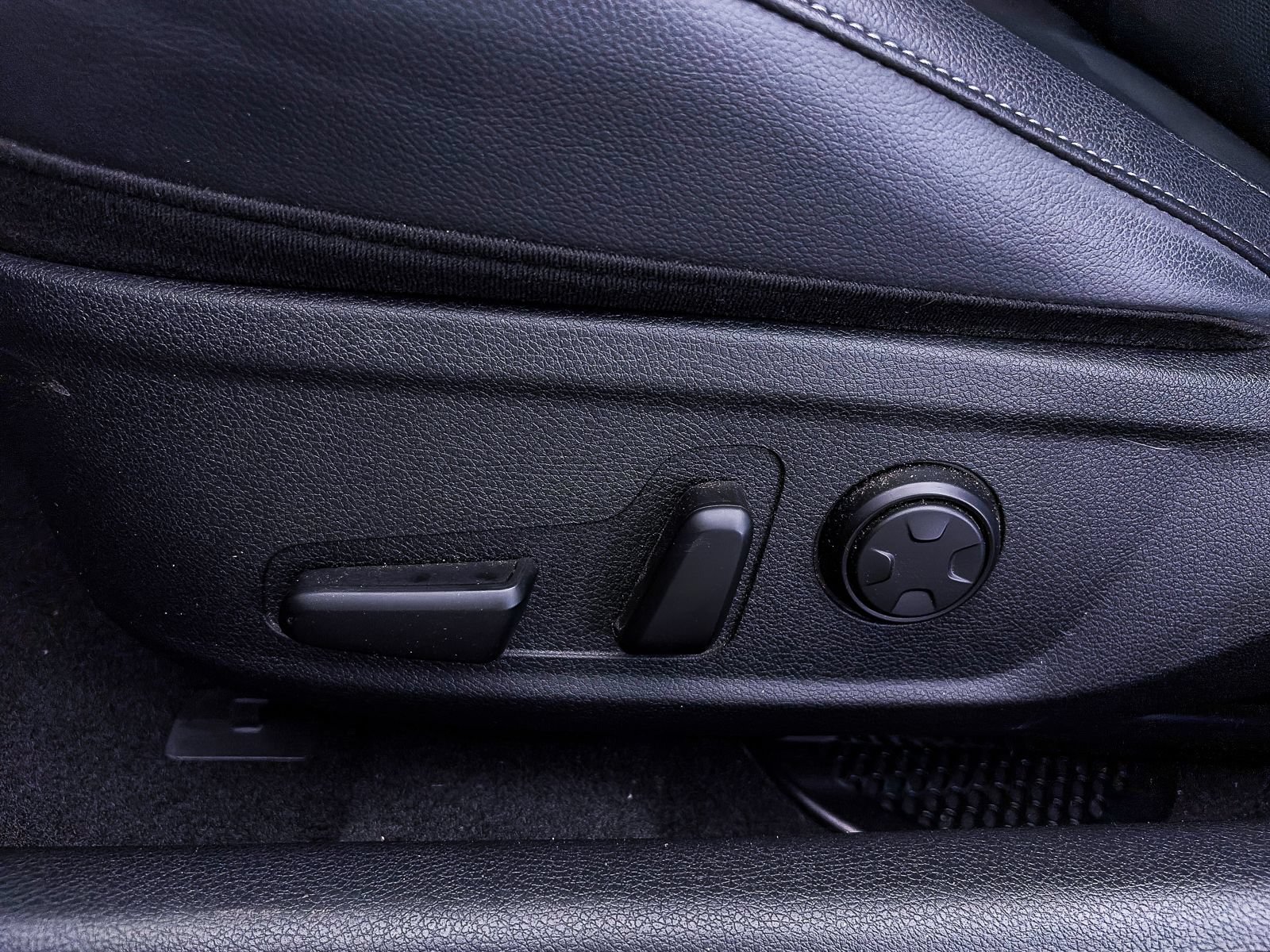 Used 2022 Kia Stinger GT-Line RWD image 18