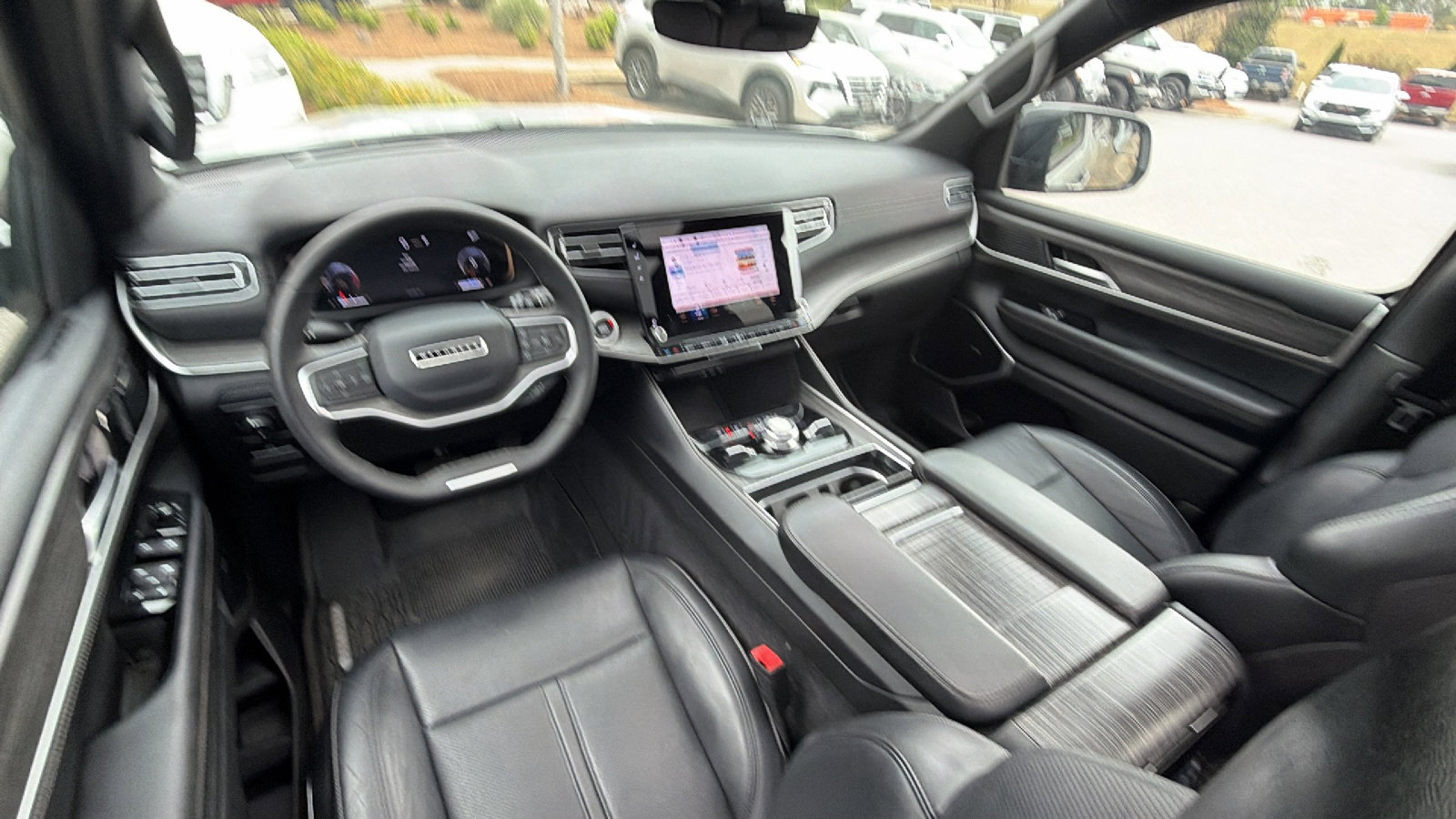 Used 2024 Jeep Wagoneer Series III w/ Premium Group I image 27
