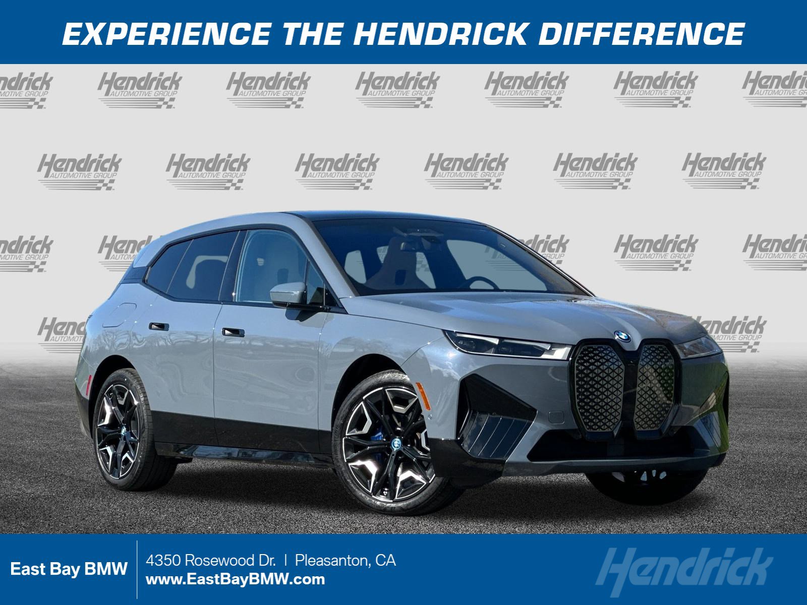 Used 2025 BMW iX xDrive50 image 1