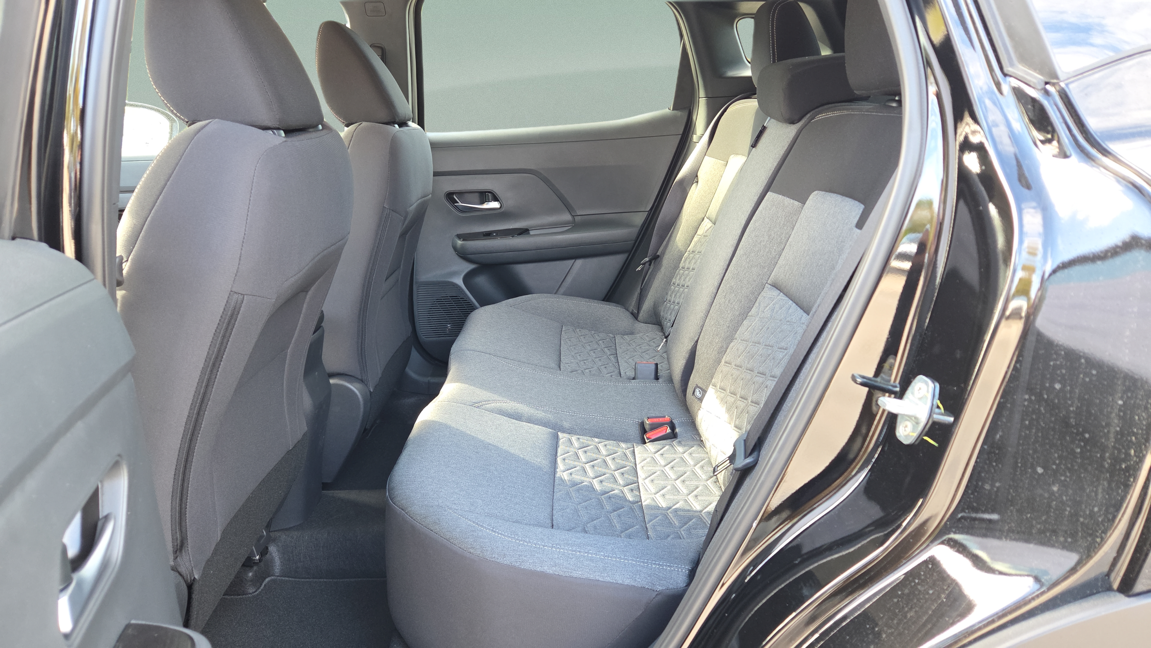 Certified 2026 Nissan Kicks SV FWD image 12