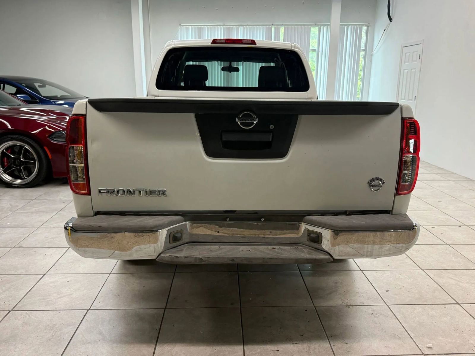 Used 2013 Nissan Frontier S image 8