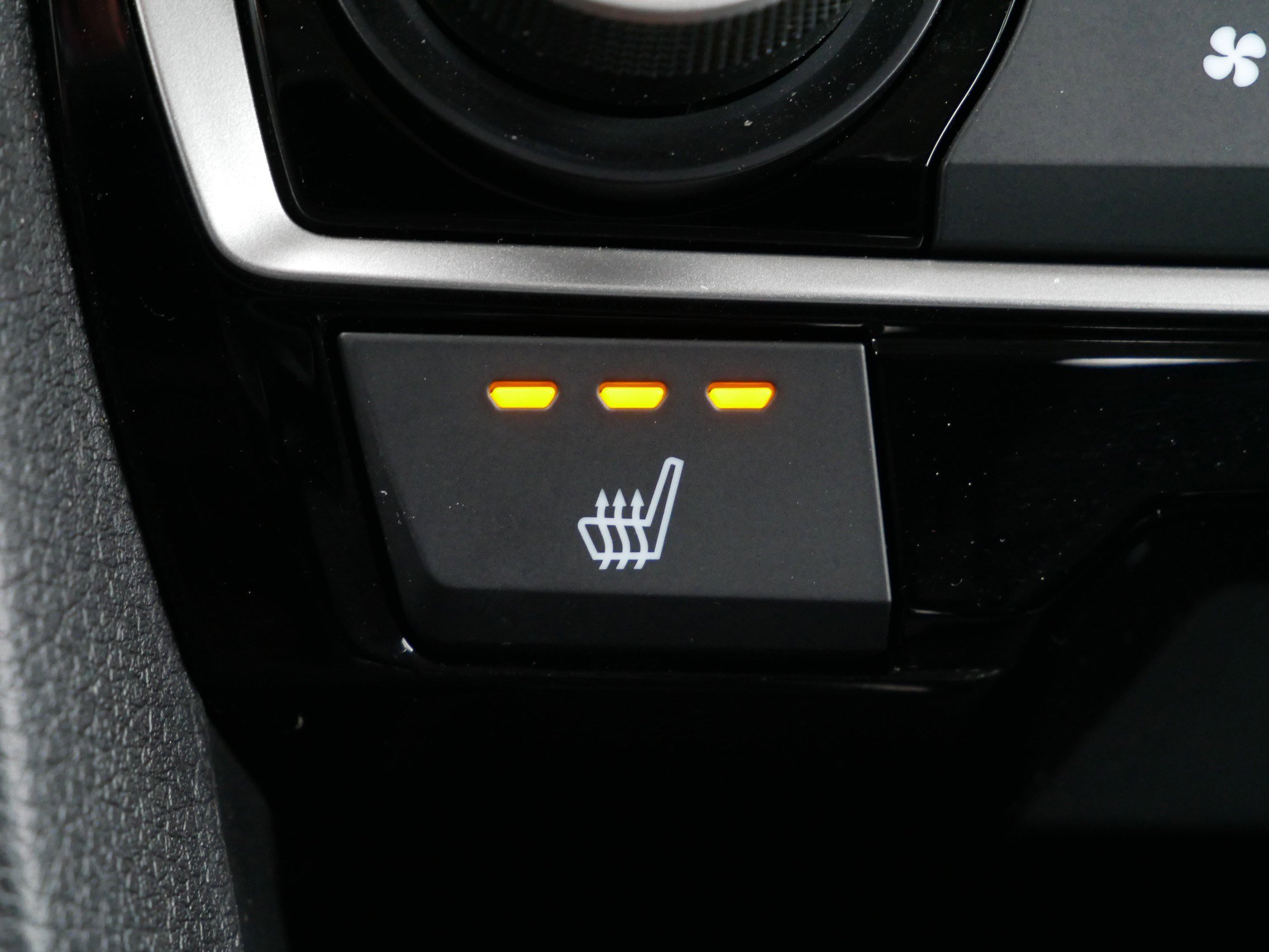 Certified 2021 Honda Civic EX image 28